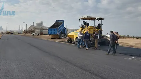The road leading to the Nitrogen fertilizer plant